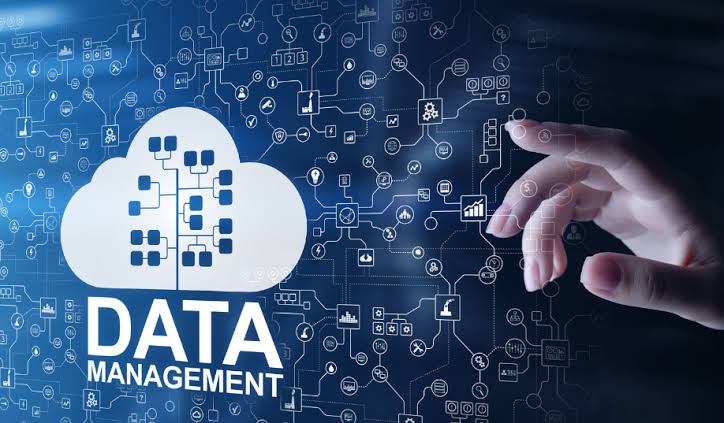Commercial Data Management in Procurement