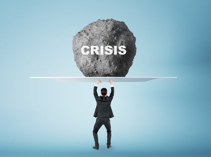 Anti-crisis management concept with businessman back view prevents huge stone from falling on his head with crisis sign on light background SSUCv3H4sIAAAAAAAACpyRz27DIAzG75P2DhHnRkrEsiR7lWoHA06CSqEC0mmq+u7jT6g474Z/tj/7M4/3t6YhDJzk5Kt5xCjEUqndeQteGh1wdzq4RS3Q1uRu6WdXAxTSGytB1ZCB55uGKwaod6UifqYkcR787tDF6Qfi4HENGhm+JPKK5xw3JZGSoSOkCDlVzO0ssYKy+L868+O7uIEVNf9NC1dGLCqEbOScS8nlx6O91tZgF9JUru6Gg4oFtFK6WcmlXqs247d09tLGza69jSu8NifKmBswFU+8BE0sfAPnQrkovBrEwyebazVHG58MHKpEhJ+IYU9pN/ddT6dpnOdumMajIP/eJoNOWqcIhZhfpKity7gBGRZceg5dy2aK7cfAl5YJGFo6CuyBIeWUhcM//wAAAP//AwA8QYUpmAIAAA==